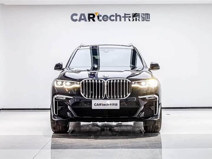 Фото 2 - BMW X7