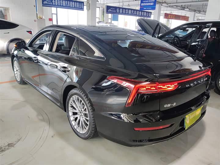 Фото 5 - Bestune B70