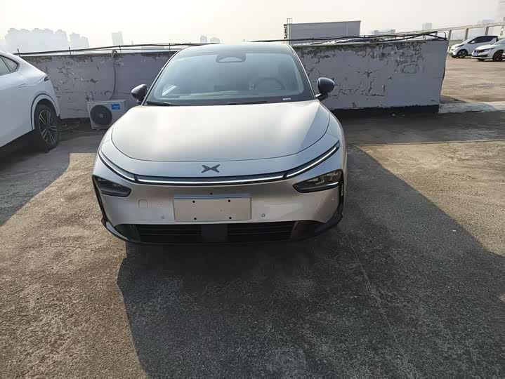 Фото 1 - XPeng F57