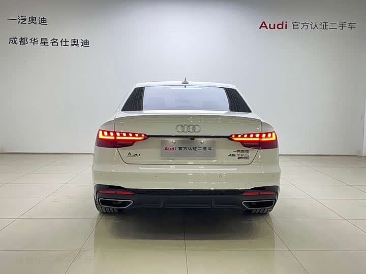 Фото 5 - Audi A4L