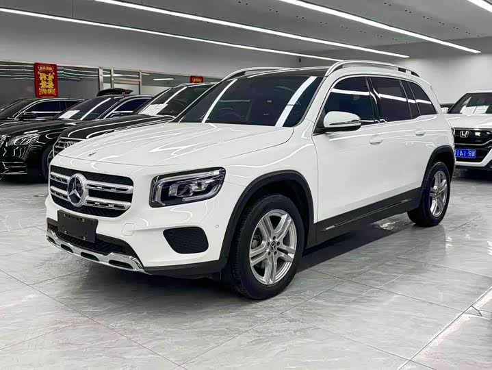 Фото 1 - Mercedes-Benz GLB-Class
