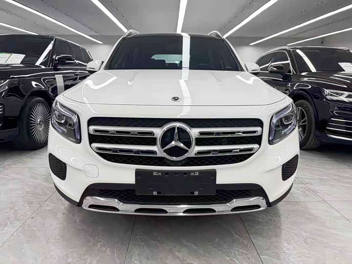 Фото 2 - Mercedes-Benz GLB-Class