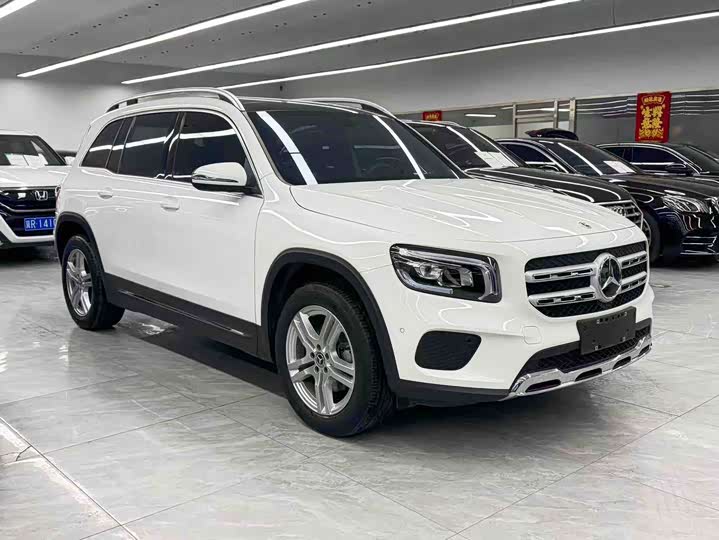 Фото 3 - Mercedes-Benz GLB-Class