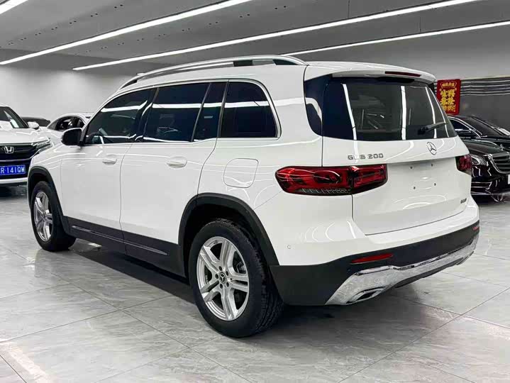 Фото 4 - Mercedes-Benz GLB-Class