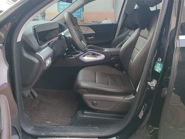 Фото 9 - Mercedes-Benz GLE-Class