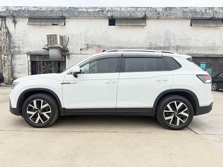 Фото 8 - Volkswagen Tayron