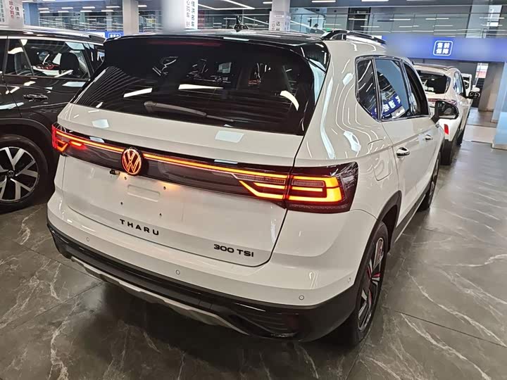 Фото 7 - Volkswagen Tharu