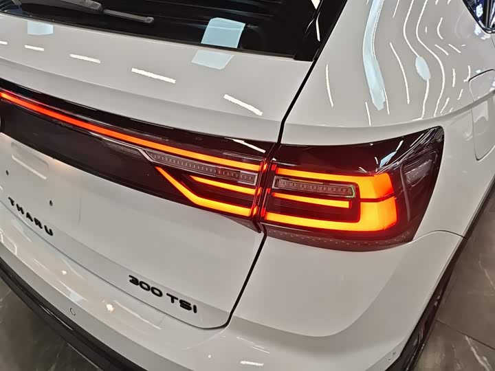 Фото 8 - Volkswagen Tharu