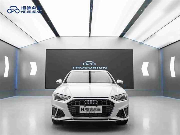 Фото 3 - Audi A4L