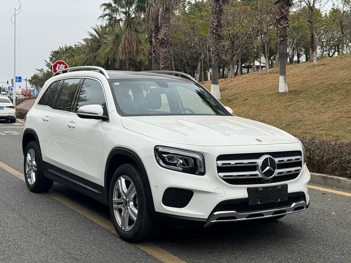 Фото 3 - Mercedes-Benz GLB-Class