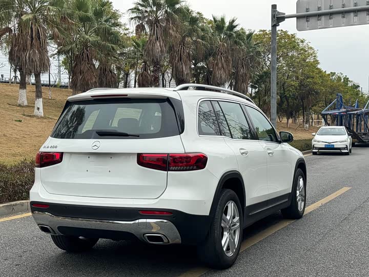 Фото 7 - Mercedes-Benz GLB-Class