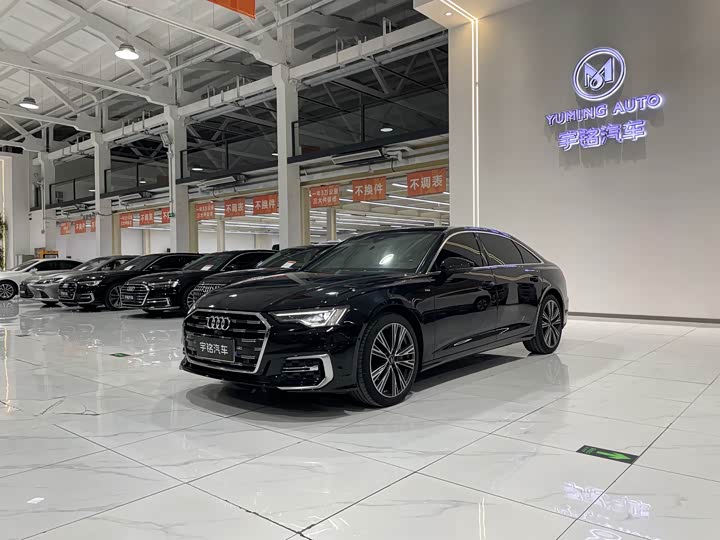 Фото 1 - Audi A6L