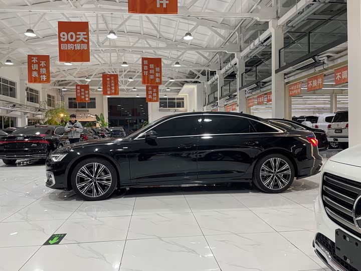 Фото 3 - Audi A6L