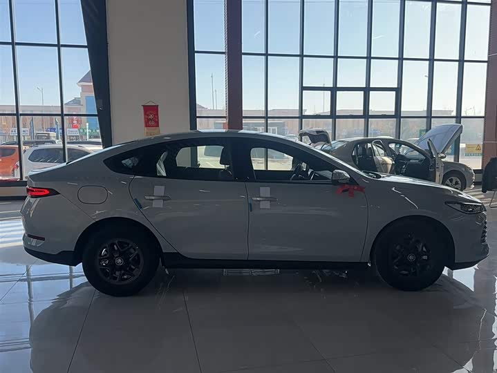 Фото 7 - BYD Qin Plus