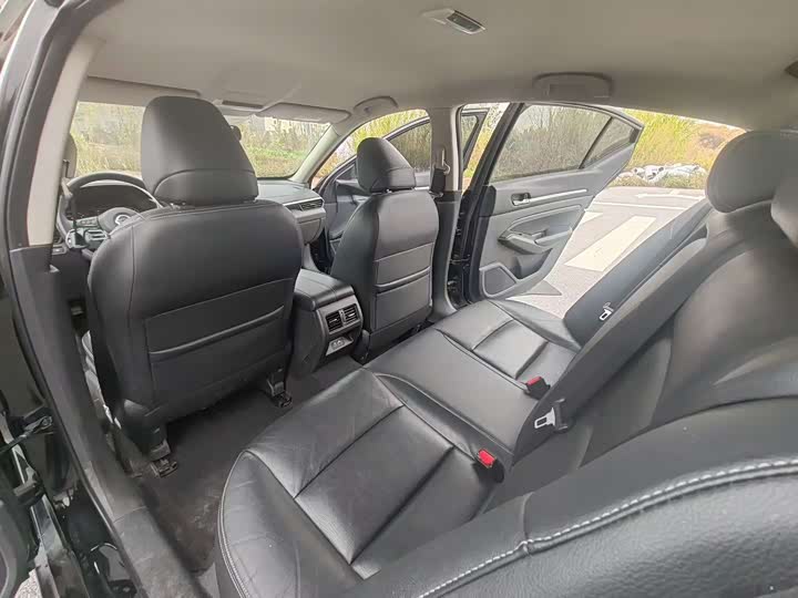 Фото 6 - Nissan Teana