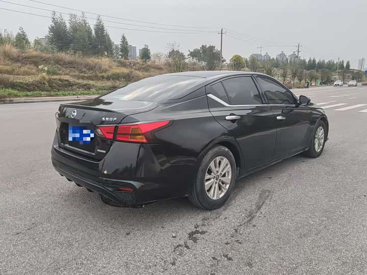 Фото 7 - Nissan Teana