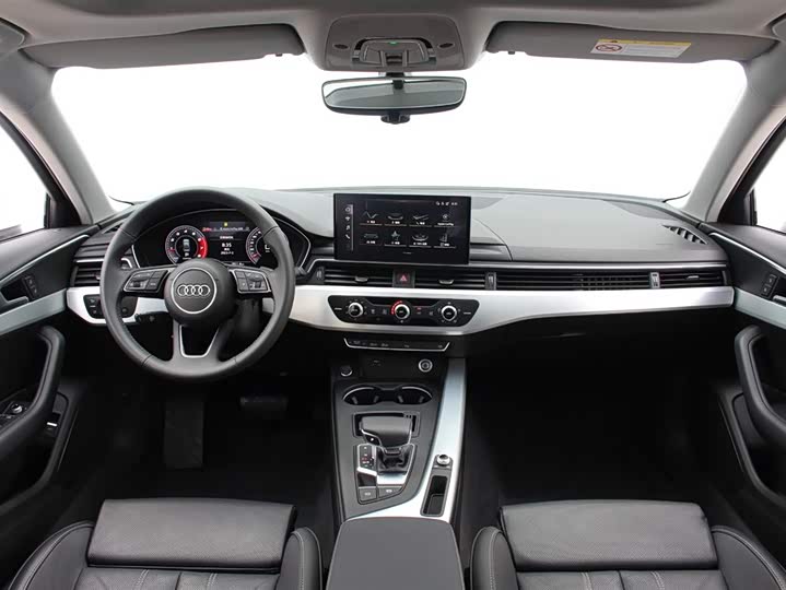 Фото 6 - Audi A4L