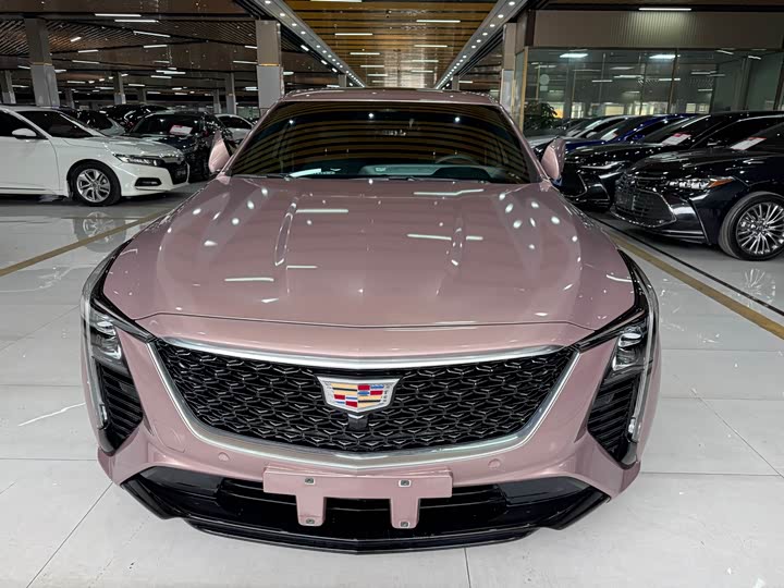 Фото 2 - Cadillac CT5