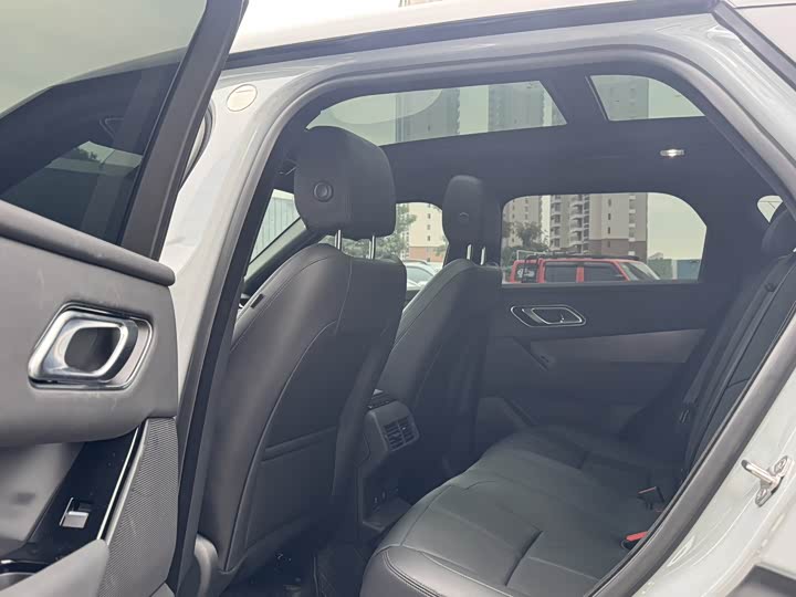 Фото 5 - Land Rover Range Rover Velar