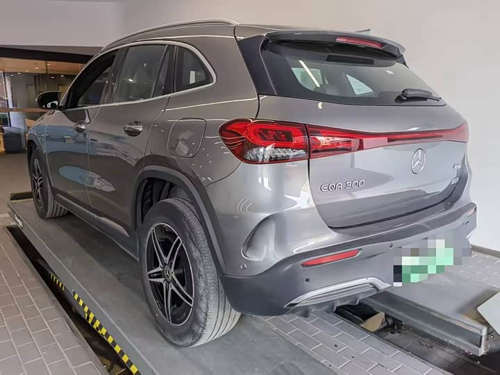 Фото 3 - Mercedes-Benz EQA