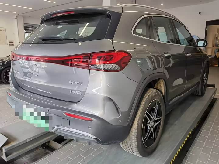 Фото 4 - Mercedes-Benz EQA