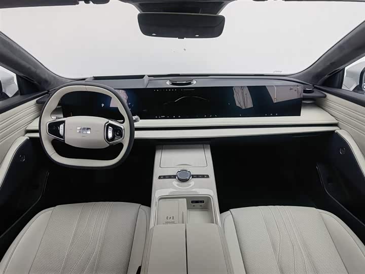 Фото 5 - Geely Galaxy E8