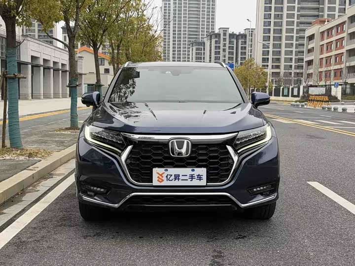 Фото 2 - Honda UR-V
