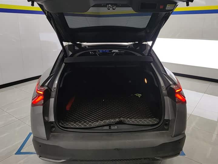 Фото 4 - Citroen C5 X