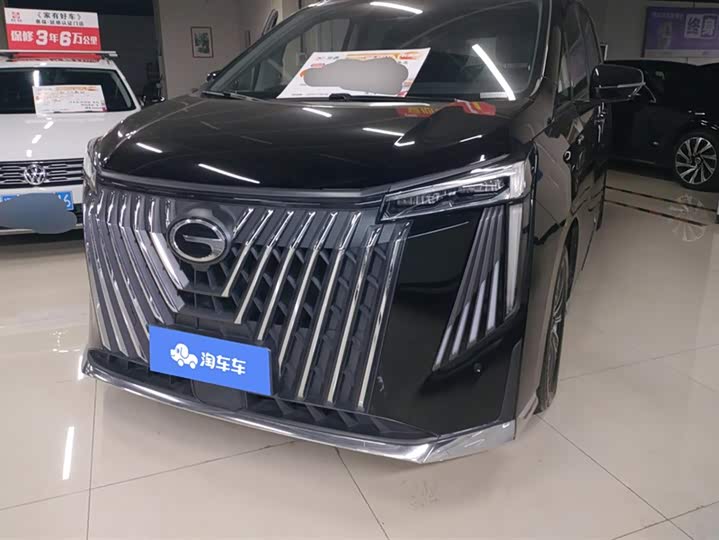 Фото 1 - GAC Trumpchi M8