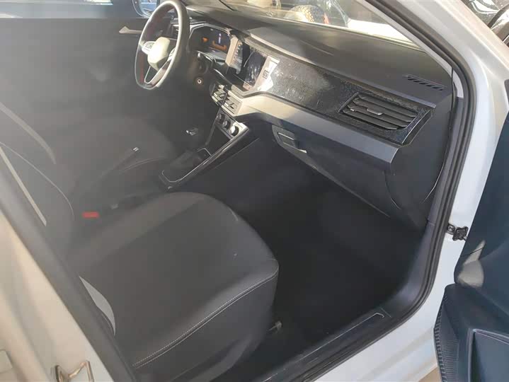 Фото 8 - Volkswagen Lavida