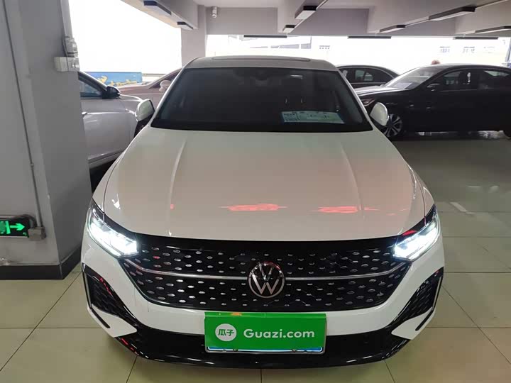 Фото 3 - Volkswagen Lavida