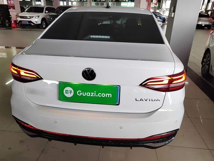 Фото 6 - Volkswagen Lavida