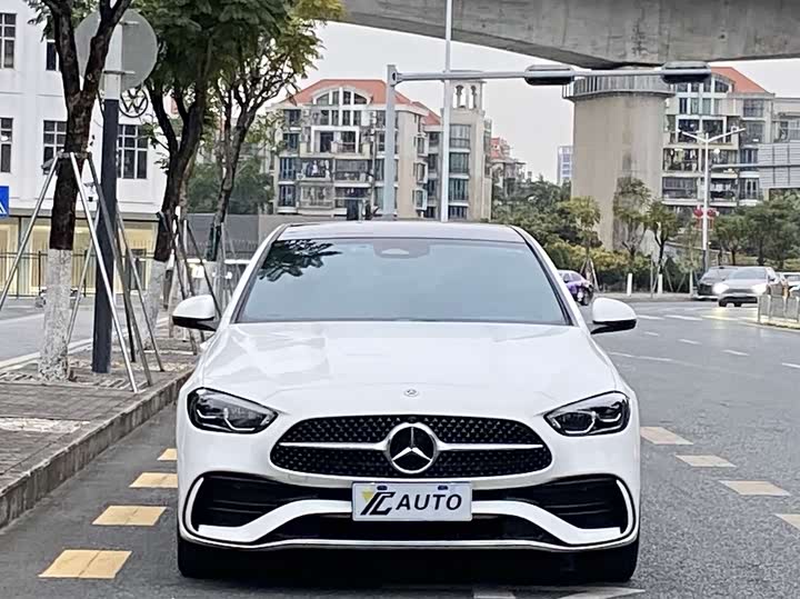 Фото 2 - Mercedes-Benz C-Class