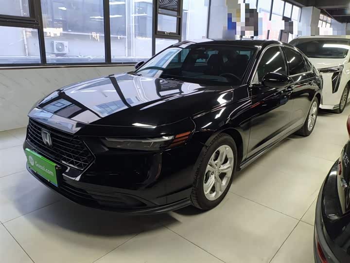 Фото 2 - Honda Accord