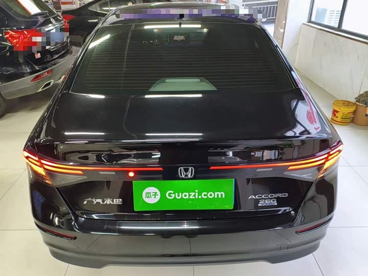 Фото 6 - Honda Accord