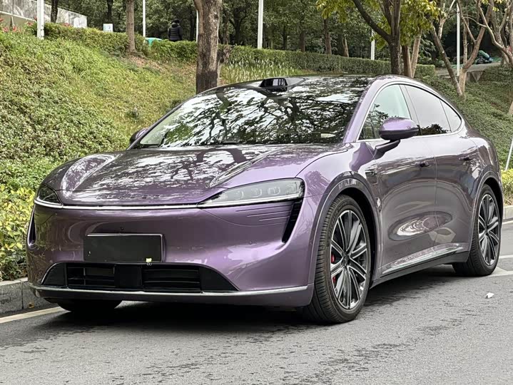 Фото 1 - Luxeed R7