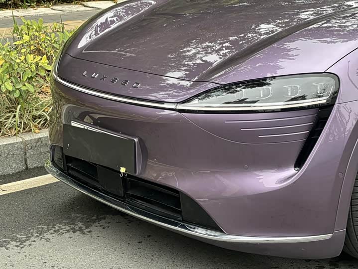 Фото 8 - Luxeed R7