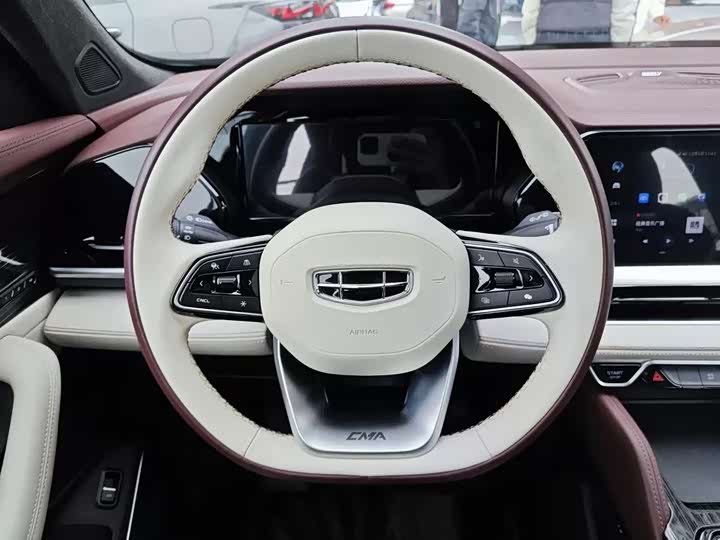 Фото 6 - Geely Monjaro