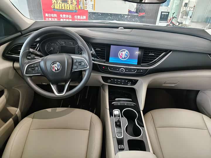 Фото 9 - Buick Regal