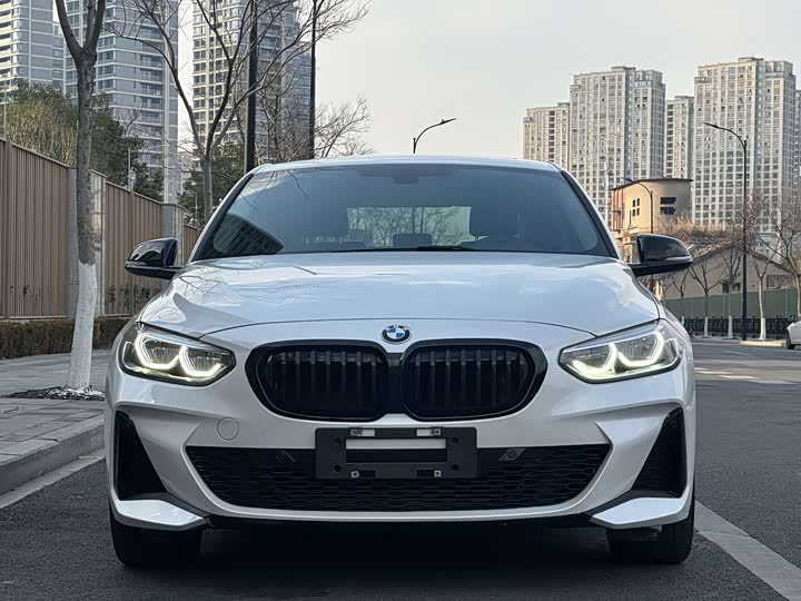 Фото 2 - BMW 1 Series