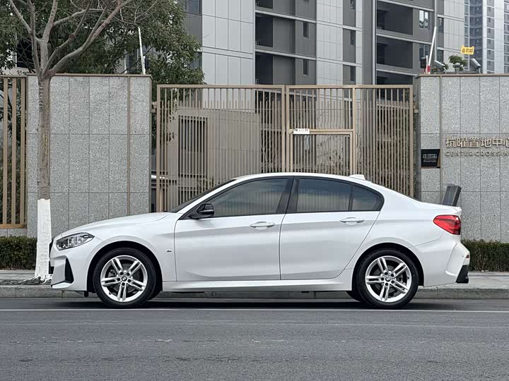 Фото 4 - BMW 1 Series