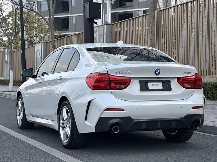 Фото 5 - BMW 1 Series