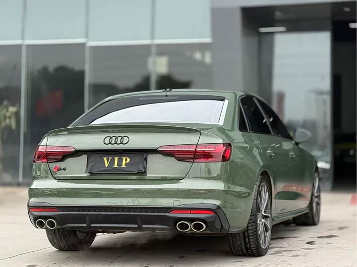 Фото 6 - Audi S4