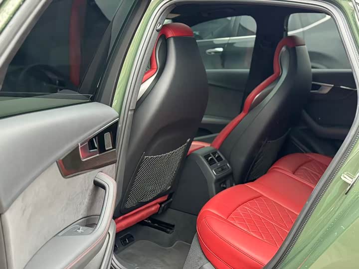 Фото 8 - Audi S4