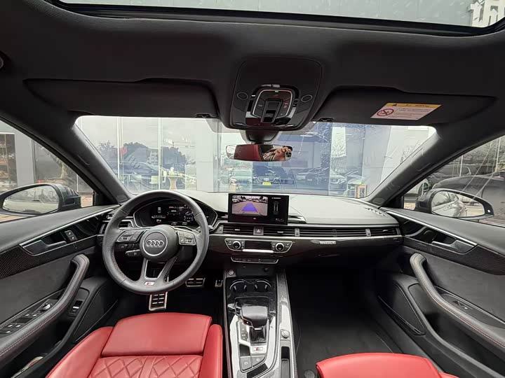 Фото 9 - Audi S4