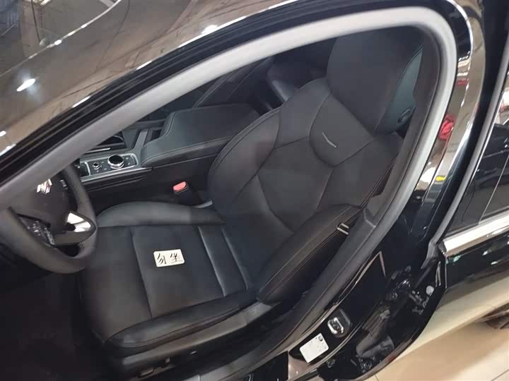 Фото 7 - Cadillac CT5