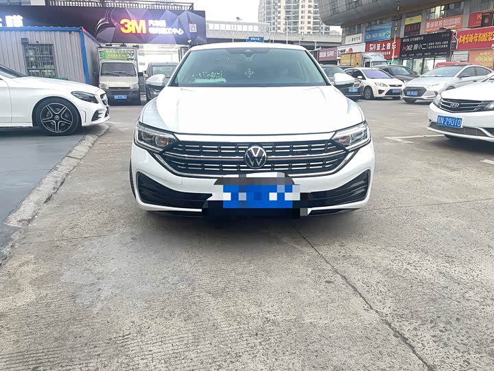 Фото 1 - Volkswagen Sagitar L