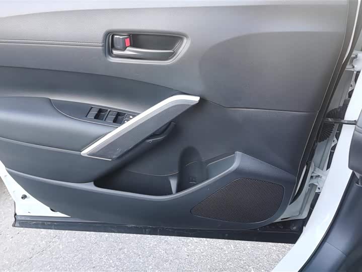 Фото 7 - Toyota Corolla Cross