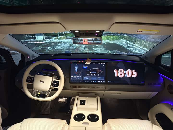 Фото 7 - LiXiang i8