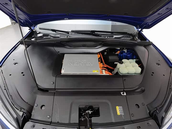 Фото 6 - Nio EC6